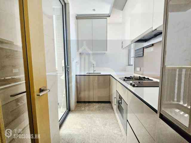 Wong Chuk Hang - The Southside Phase 2 La Marina Tower 2B 06
