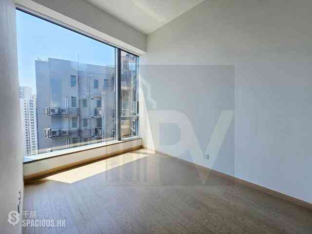 Wong Chuk Hang - The Southside Phase 2 La Marina Tower 2B 02