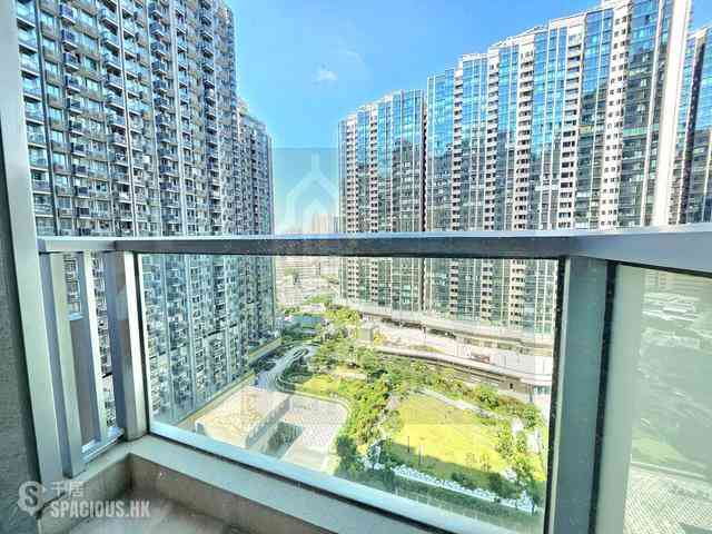 Wong Chuk Hang - The Southside Phase 1 Southland Tower 2A 03