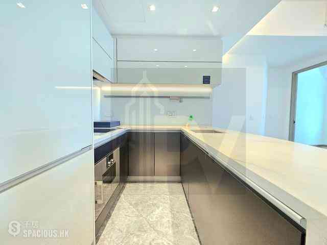 Wong Chuk Hang - The Southside Phase 3B Blue Coast Tower 2B 03
