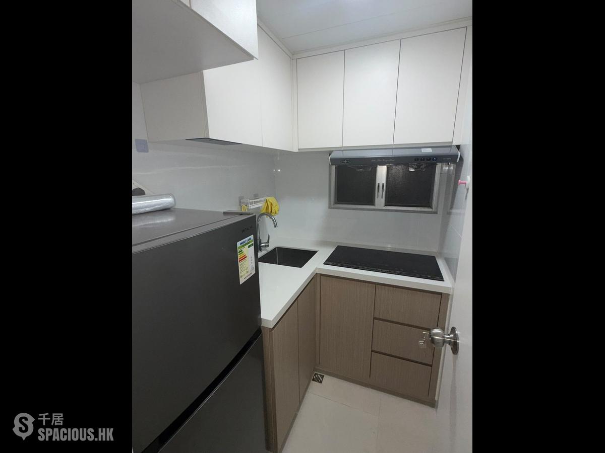 Wan Chai - Everwin Mansion 01