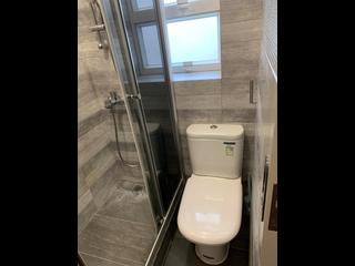 Wan Chai - Chin Hung Building 02