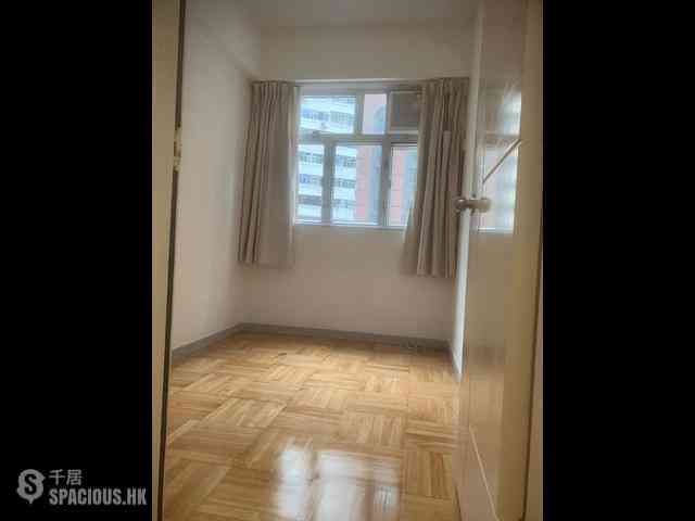 Wan Chai - Man Hee Mansion 07