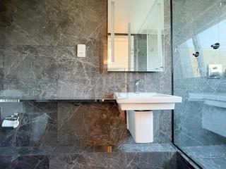 Repulse Bay - The Lily 10