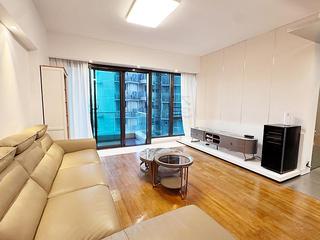Mid Levels Central - 11, Macdonnell Road 02
