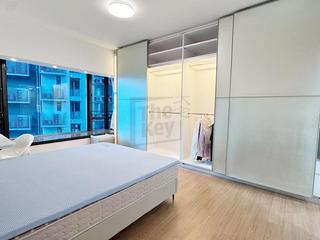 Mid Levels Central - 11, Macdonnell Road 05