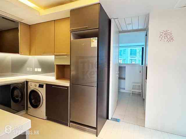 Mid Levels Central - 11, Macdonnell Road 10
