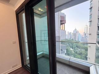 Mid Levels Central - 11, Macdonnell Road 03