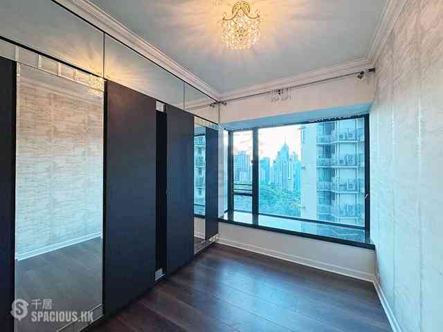 Mid Levels Central - 11, Macdonnell Road 08