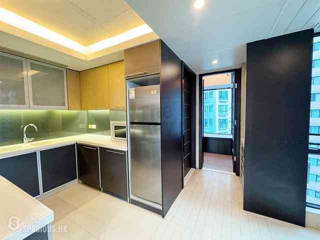 Mid Levels Central - 11, Macdonnell Road 10