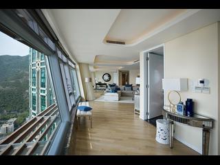 Repulse Bay - The Lily 02