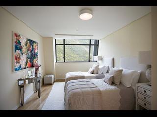 Repulse Bay - The Lily 07