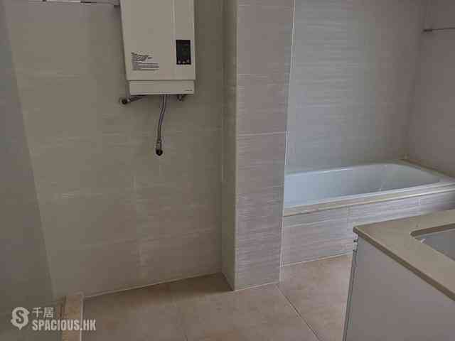 Discovery Bay - Discovery Bay Phase 1 Beach Village Headland Drive 15