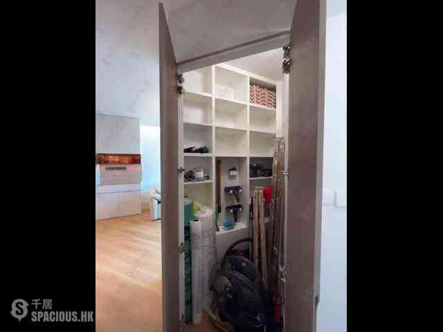 Shek Tong Tsui - The Belcher's Phase 1 Block 3 01