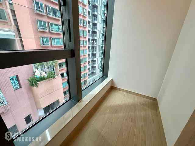 Sai Ying Pun - Upper Manor 03