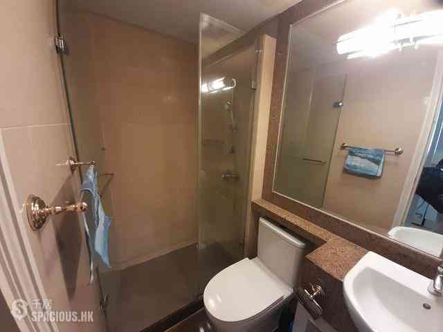 Sheung Wan - Queen's Terrace Block 1 07