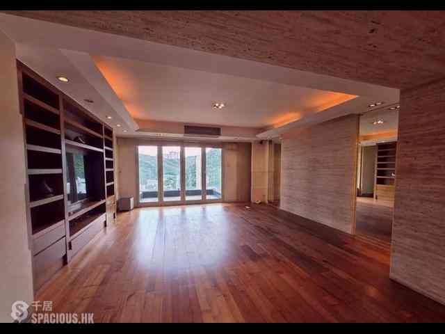 Stubbs Road - Villa Monte Rosa Block E 01
