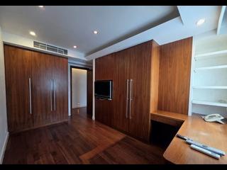 Stubbs Road - Villa Monte Rosa Block E 09