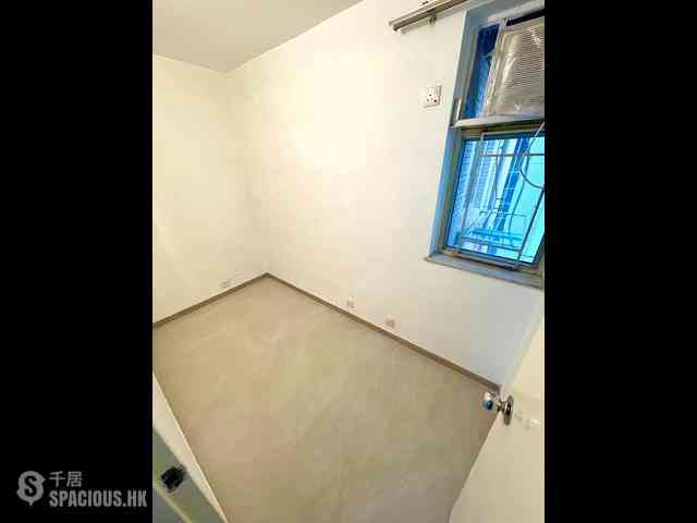 Fortress Hill - Kwong Chiu Terrace Block B 03