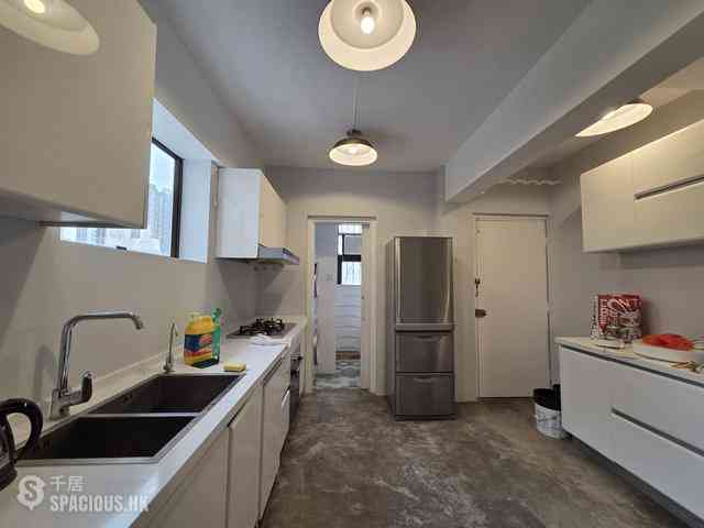 Sai Ying Pun - Lim Kai Bit Yip 04