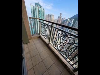 坚尼地城 - 泓都 04