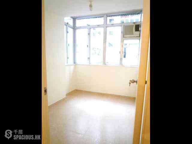 Sai Ying Pun - 23, High Street 06