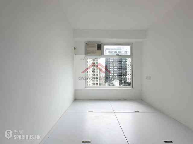 Soho - Ying Pont Building 06