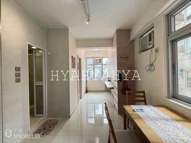 Mid Levels Central - Woodland Court 01
