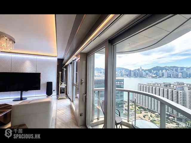 Hung Hom - Stars By The Harbour 02