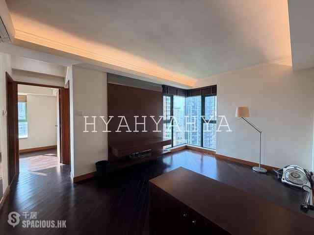 Kennedy Town - University Heights 01