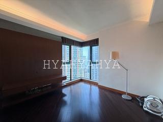 Kennedy Town - University Heights 03