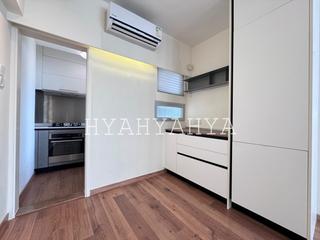 Mid Levels West - Bonham Court 03