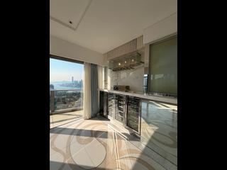 Tai Hang - Serenade Block 2 04