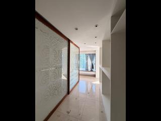 Tai Hang - Serenade Block 2 16