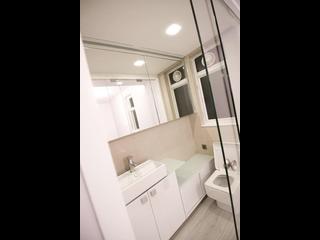 Kennedy Town - Hau Wo Court 03