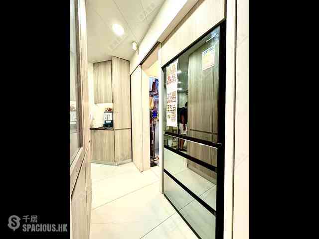 West Kowloon - Sorrento Phase 1 Block 3 14