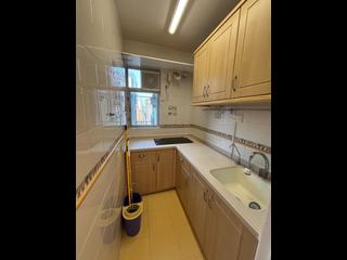 Mid Levels Central - Ying Fai Court 08