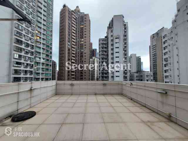 Sai Ying Pun - Sun Luen Building 01