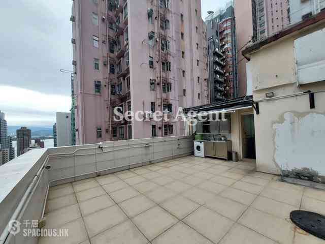 Sai Ying Pun - Sun Luen Building 02