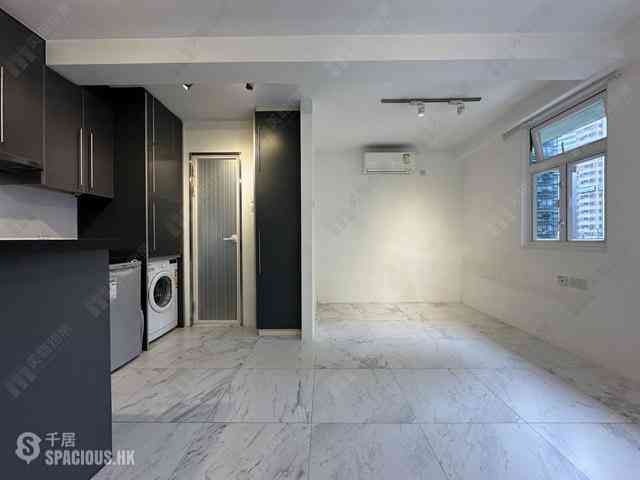 Wan Chai - Moonstar Court 01