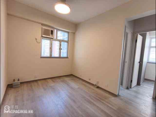 Wan Chai - Luen Fat Mansion 05