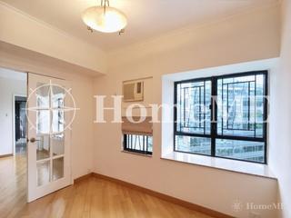 Mid Levels Central - Birchwood Place 07