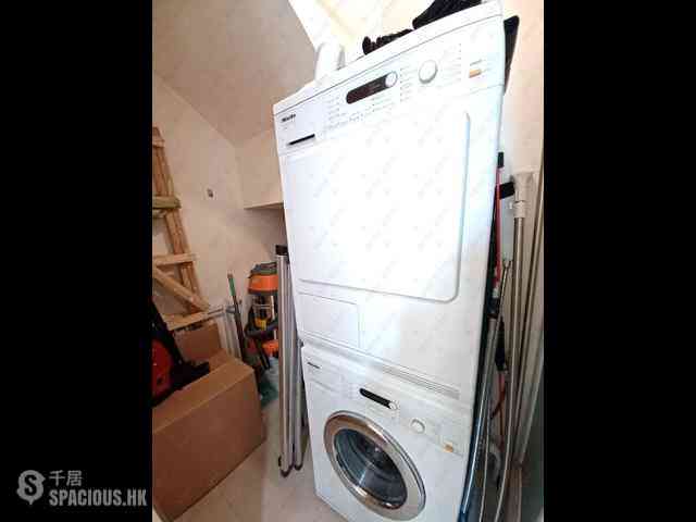 Wong Chuk Hang - Marinella Block 2 14