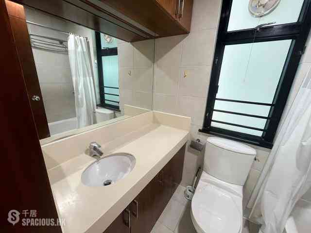Quarry Bay - Royal Terrace 07