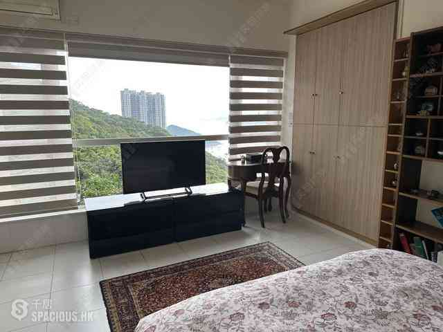 Repulse Bay - Sea Cliff Mansions 06