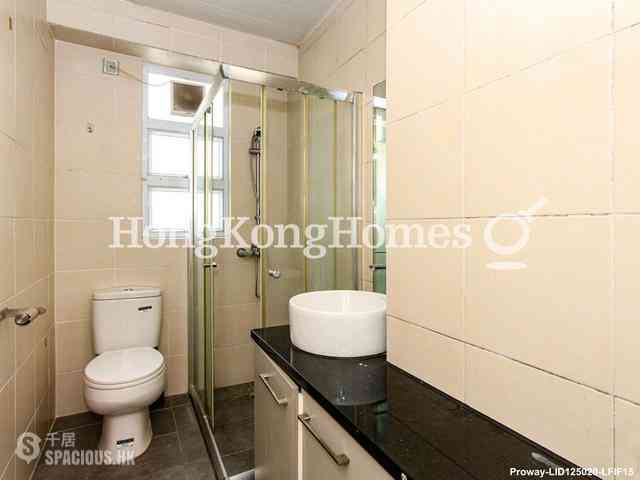 Mid Levels West - Bonanza Court 08
