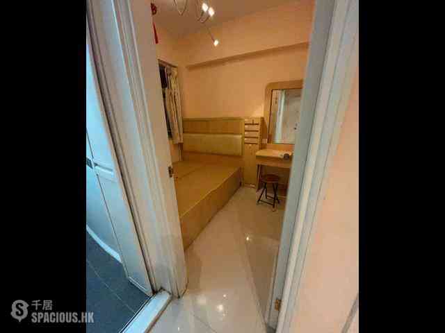 Mong Kok - Richview Mansion 03