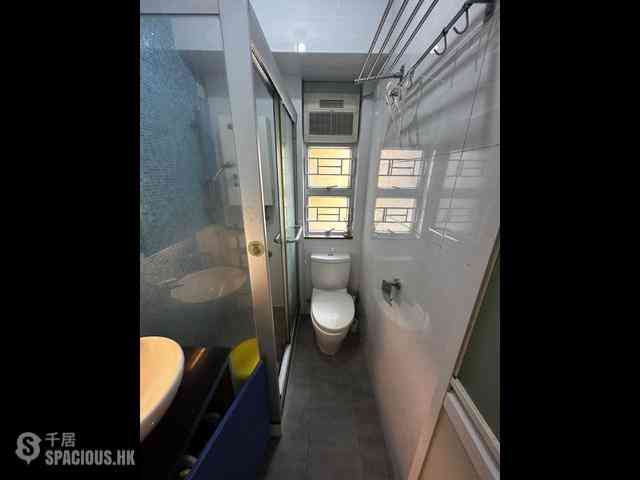 Tsim Sha Tsui - Yiu Pont House 06