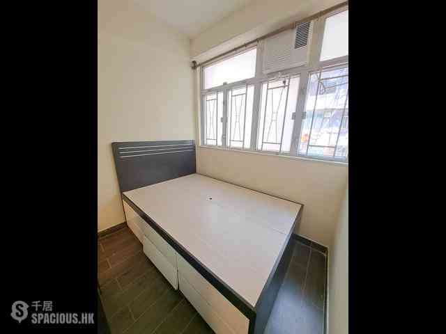 Mong Kok - Lee Hing Building 02