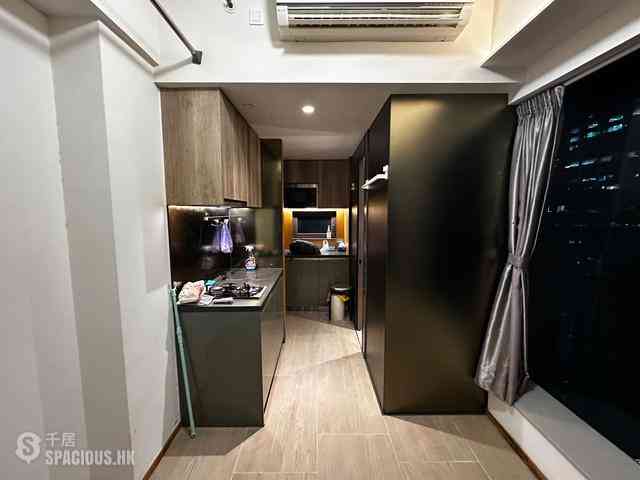 North Point - One Prestige 02